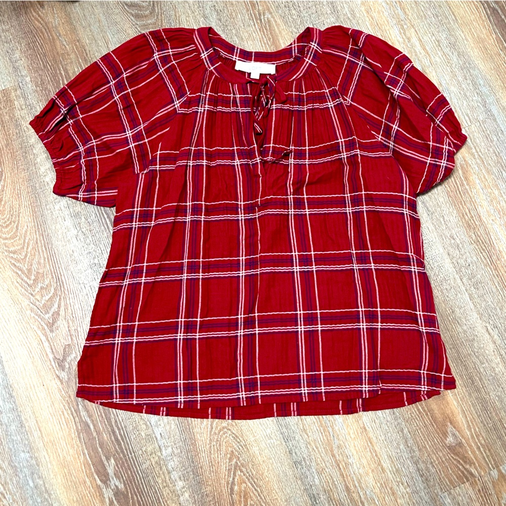 NWOT Loft peasant top, size M. Fits more like a large